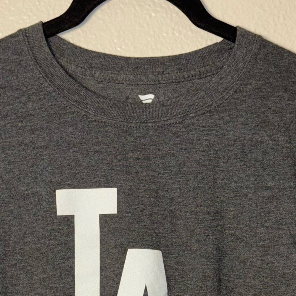 Fanatics LA Dodgers Graphic T-shirt Women's Size Medium Classic Relaxed fit Gray - Picture 7 of 16